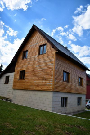 Srna Chalet